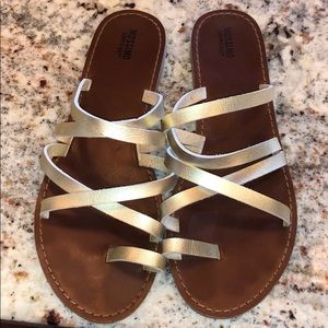strappy toe wrap flip flops